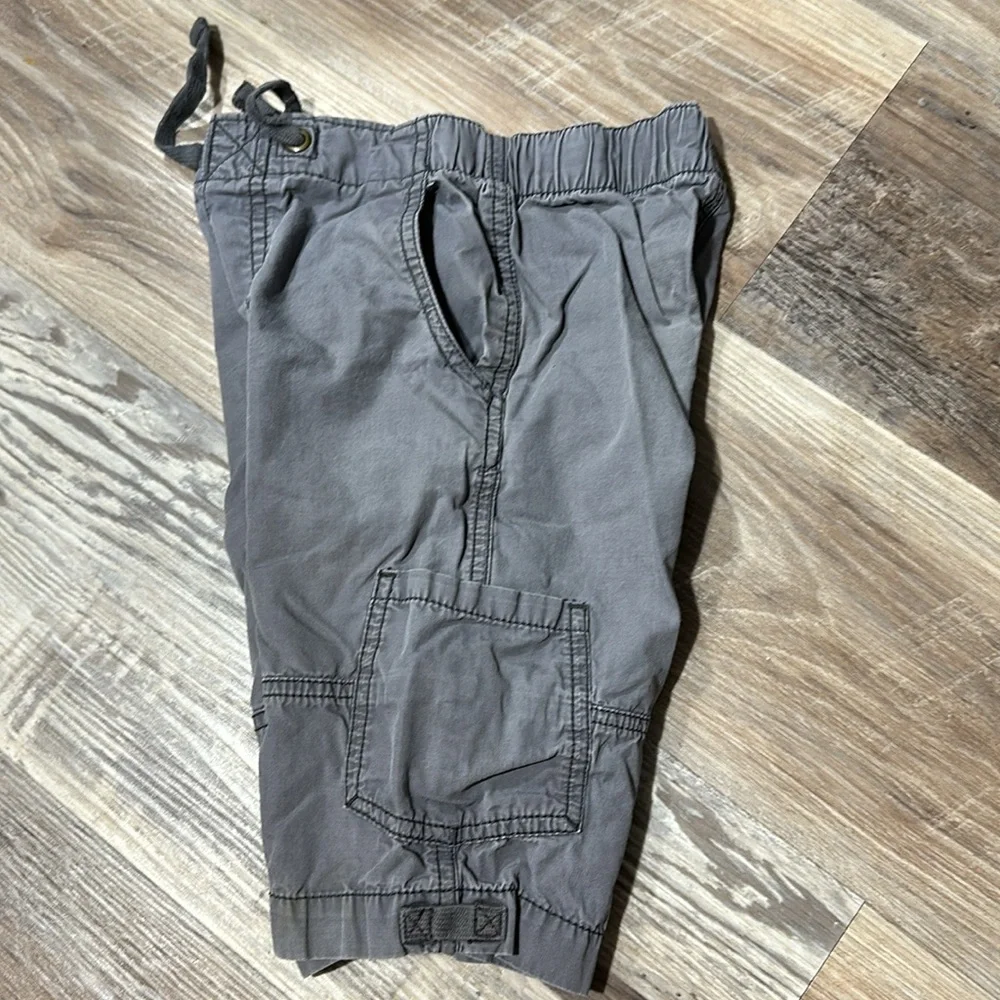 🩳 Carter’s cargo shorts